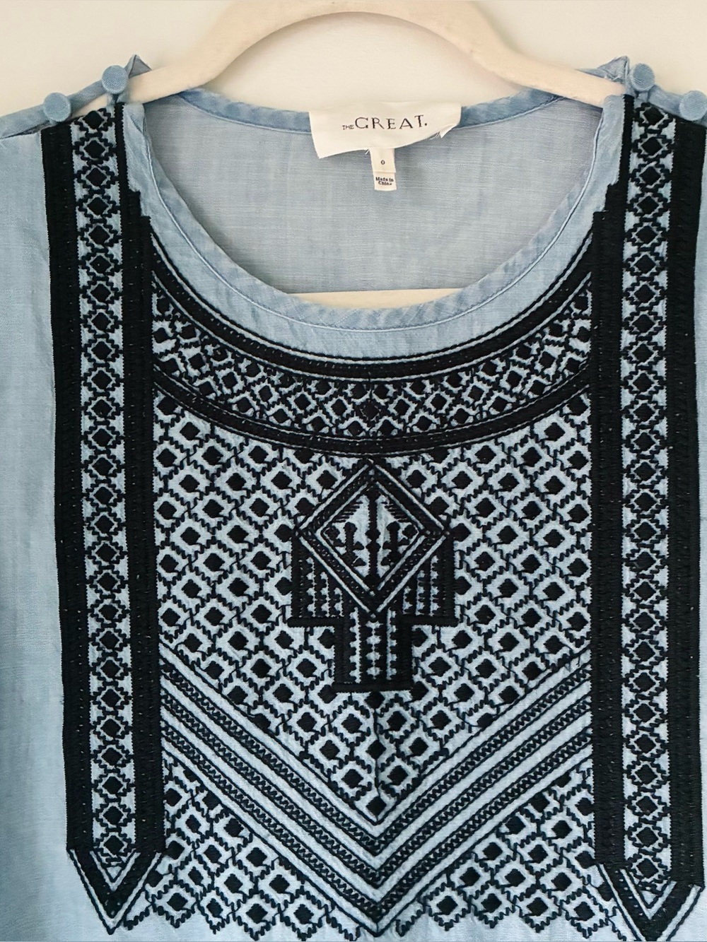 THE GREAT. Chambray Embroidered Blouse Size XS/S - Picture 2 of 4